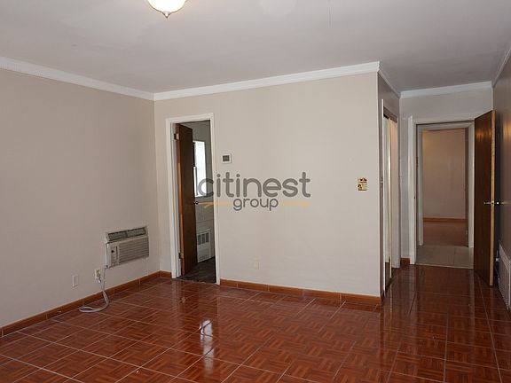 3rd image of 8406 Bay 16th St #1