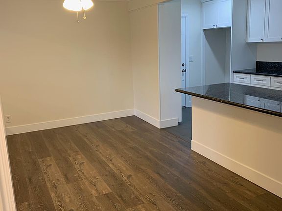 5th image of 290 Cathy Dr