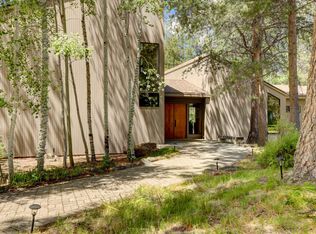 17646 Sisters Ln, Sunriver, OR 97707