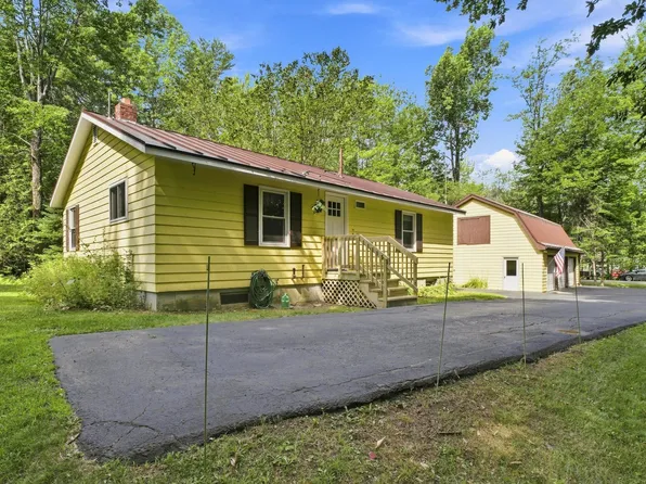 174 Davis Road, Fairfield, ME 04937