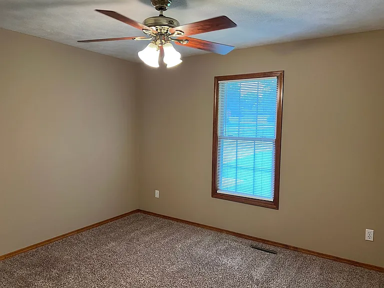 3109 W Morningside St — Photo 12