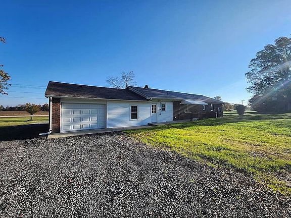 2nd image of 4091 Campbellsville Rd