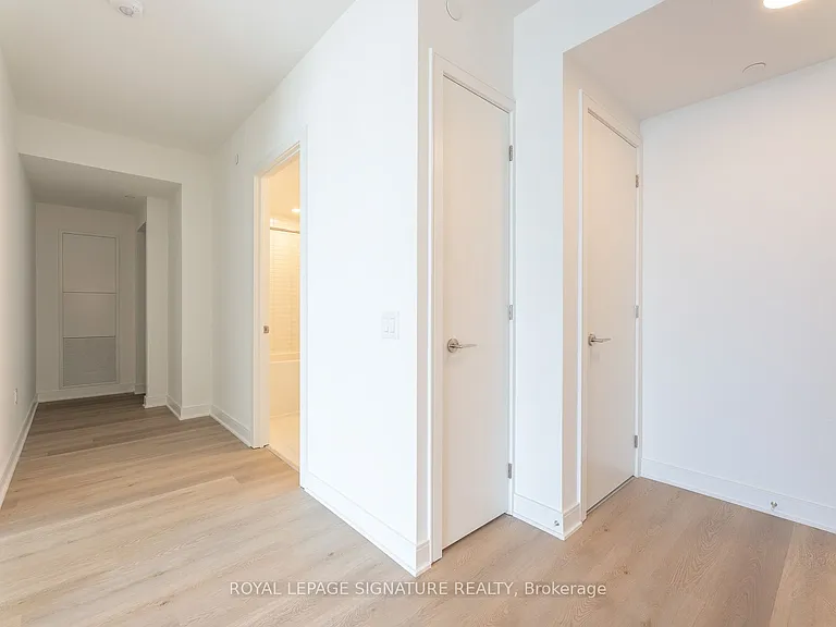 86 Dundas St E #526 — Photo 11