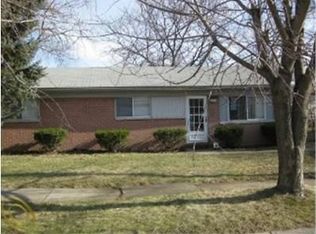 32254 Hillsdale Ct, Westland, MI 48186