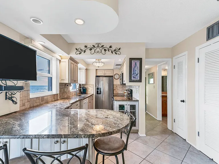 1255 Tarpon Center Dr #515 — Photo 27