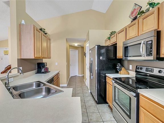 5th image of 8545 Sunrise Key Dr