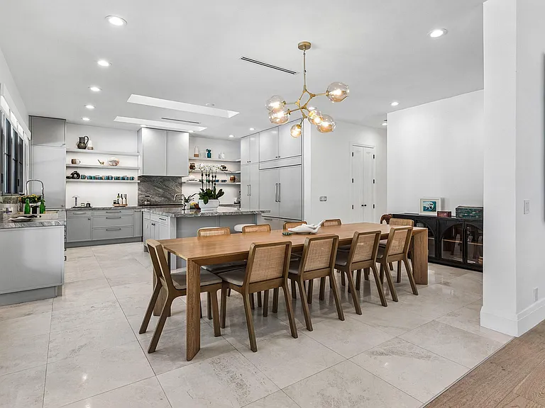 16388 Bridlewood Cir — Photo 19
