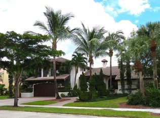 900 Parkside Cir N, Boca Raton, FL 33486