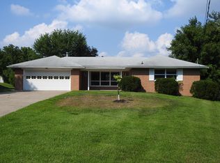 1121 Eastview Ct, Boonville, MO 65233