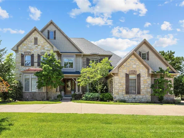 783 N Mason Rd, Saint Louis, MO 63141