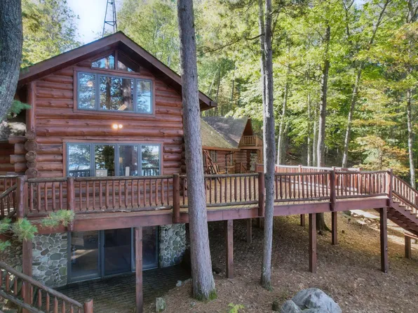 5781 Alts Point Ln, Land O Lakes, WI 54540