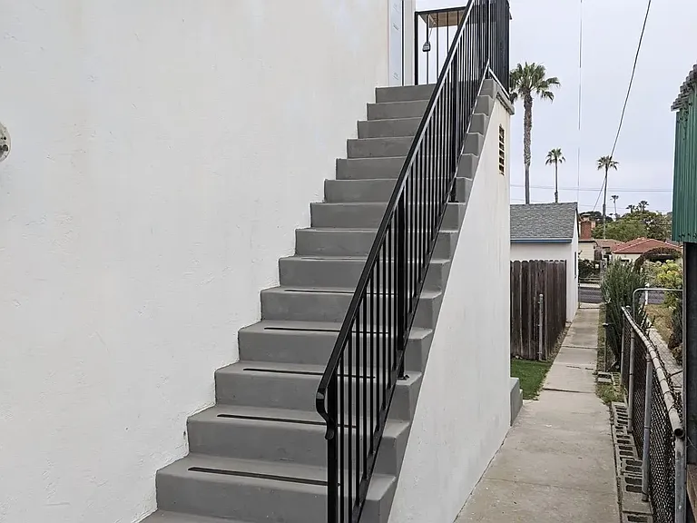 4662 W Point Loma Blvd — Photo 10