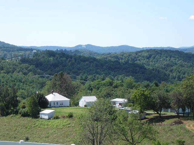 1st image of 288 Green Hill Ln