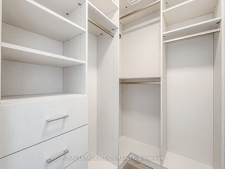 858 Dupont St #728 — Photo 34