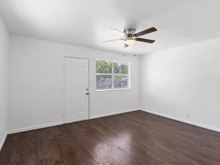 8410 Elrod St — Photo 8
