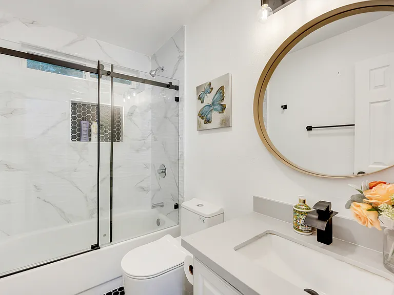 348 Molino Ave — Photo 27