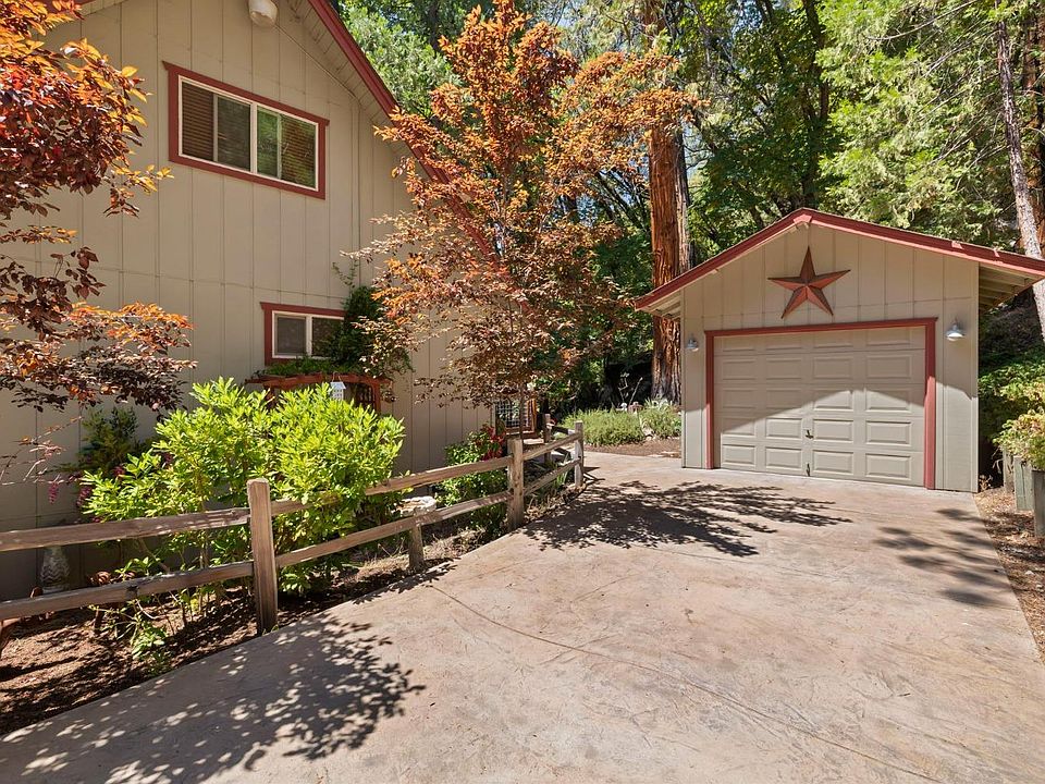 1st image of 19608-22242 Crystal Falls Dr