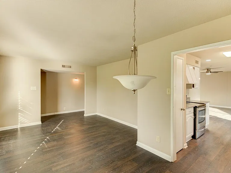 2913 Cotton Gum Rd — Photo 2