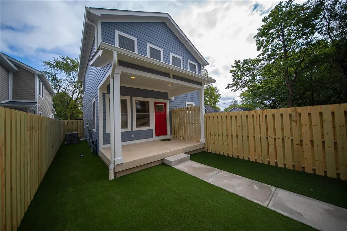Building Photo - 4812 Norwaldo Ave #4812