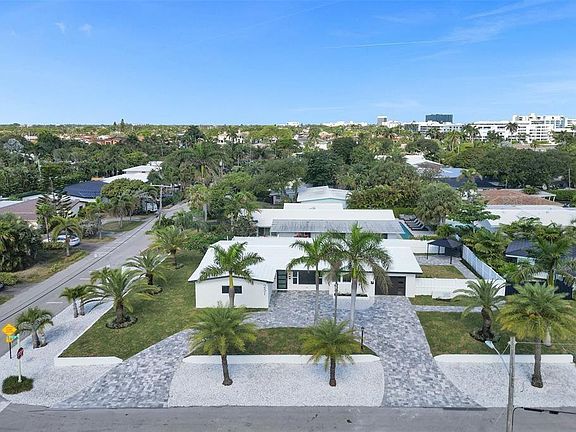 3rd image of 251 Hibiscus Avenue