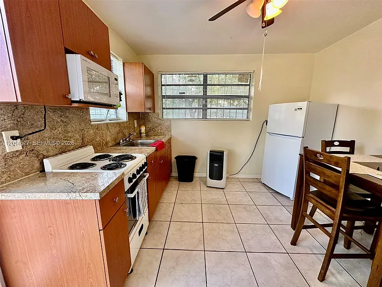 4733 NW 192nd St #EFFICIENCY — Photo 1