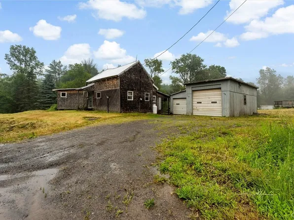 1438 Newport Rd, Poland, NY 13431