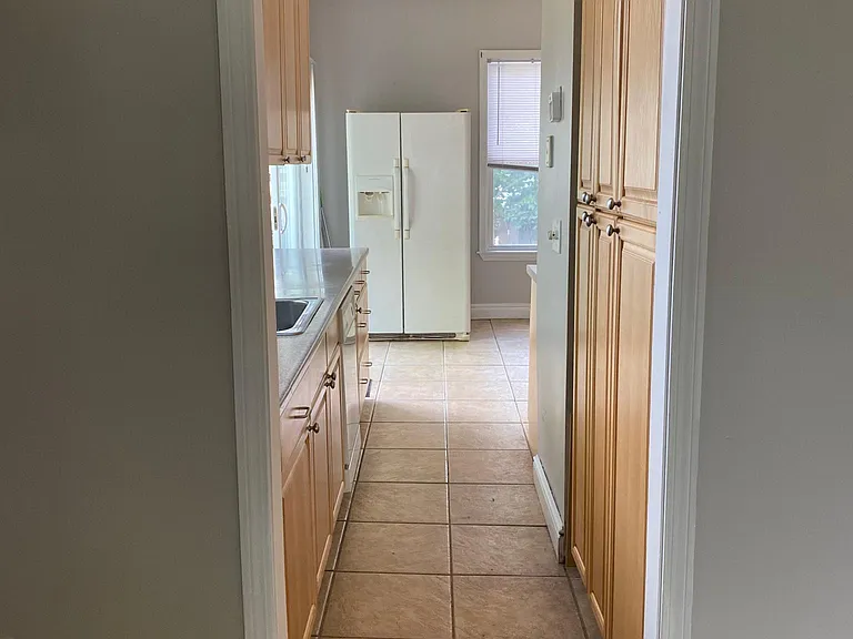 45 Oneida St #1 — Photo 13