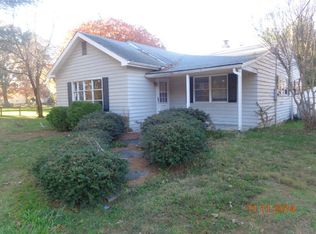 1951 Cartersville Rd, Cartersville, VA 23027