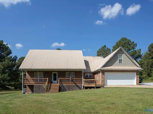 461 County Road 616, Fort Payne, AL 35968