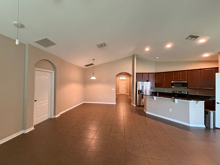 15012 Montesino Dr — Photo 6
