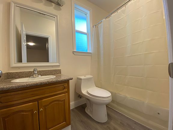 2nd image of 3936 Senate Ave #B