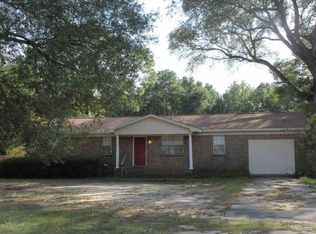 5401 Delona Rd, Milton, FL 32583