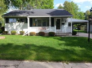 3609 Forest Cir, Manitowoc, WI 54220