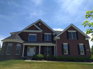 43747 Prestwick Cir S, Northville, MI 48168