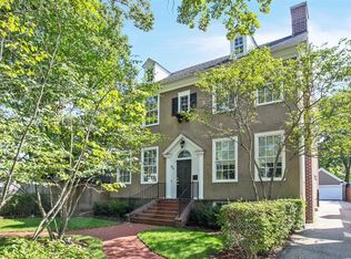 876 Pine St, Winnetka, IL 60093