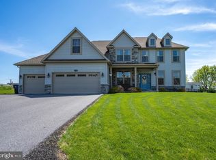 1564 Wind Flower Rd, Chambersburg, PA 17202