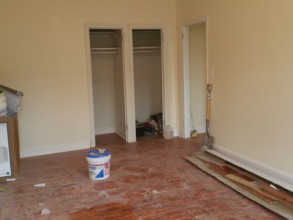 NICE ROOMS LARGE KING SIZE BEDS