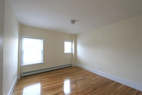 2 Central St #3 Photo 1