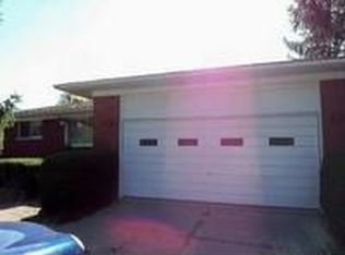 23616 Waltz Rd, New Boston, MI 48164