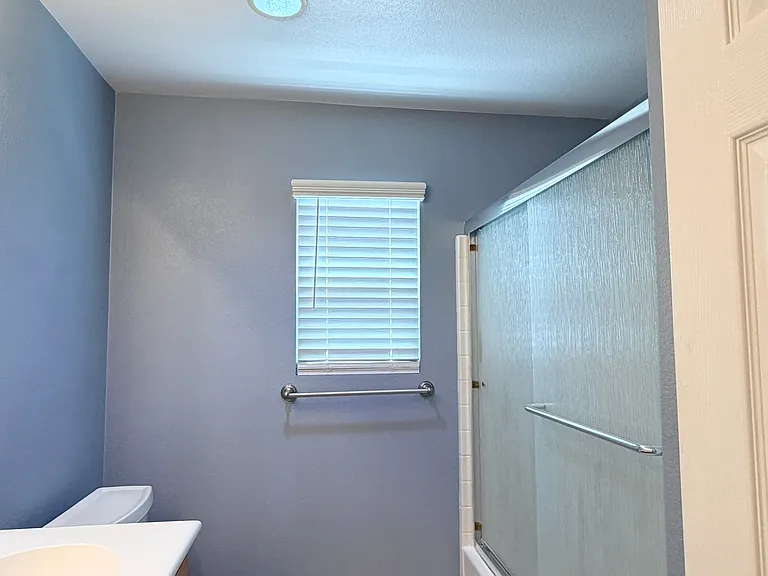 1884 Pinnacle Way — Photo 31