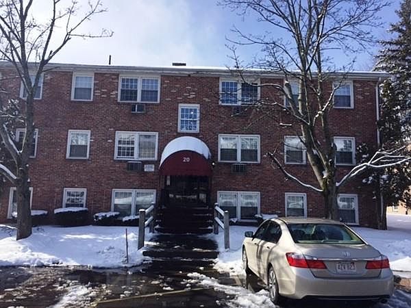1st image of 20 Danbury Dr APT 7