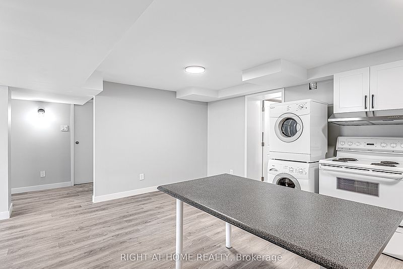 Ottawa House for rent - 3 Bedrooms — photo 9