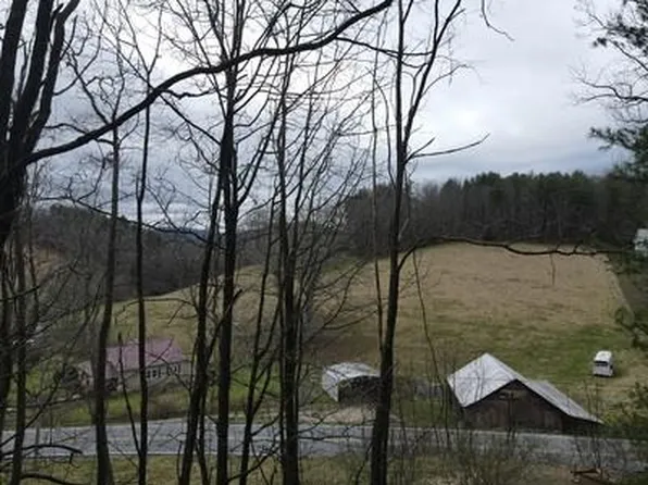 Bulls Gap Rd, Cullowhee, NC 28723