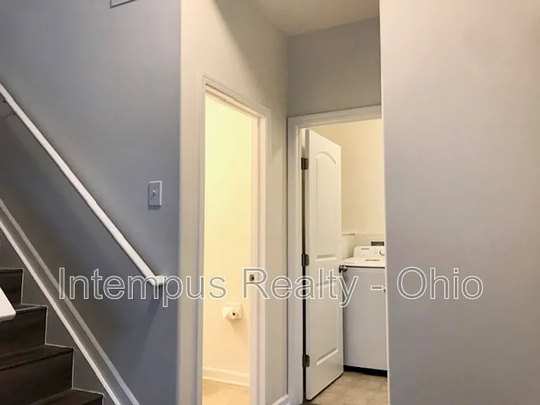 2844 Hillstone St — Photo 9