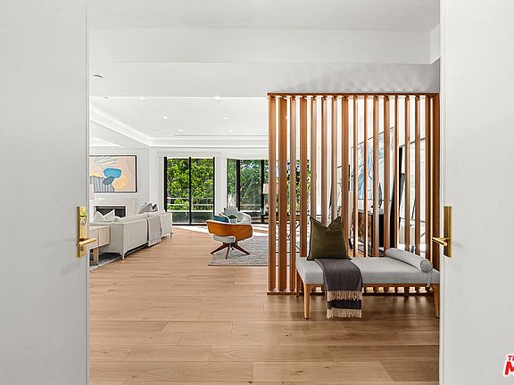 3rd image of 10601 Wilshire Blvd APT 504
