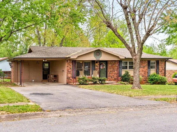 404 Monte Carlo Ct, Hopkinsville, KY 42240