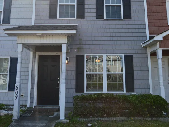27 E Doris Ave APT 607, Jacksonville, NC 28540