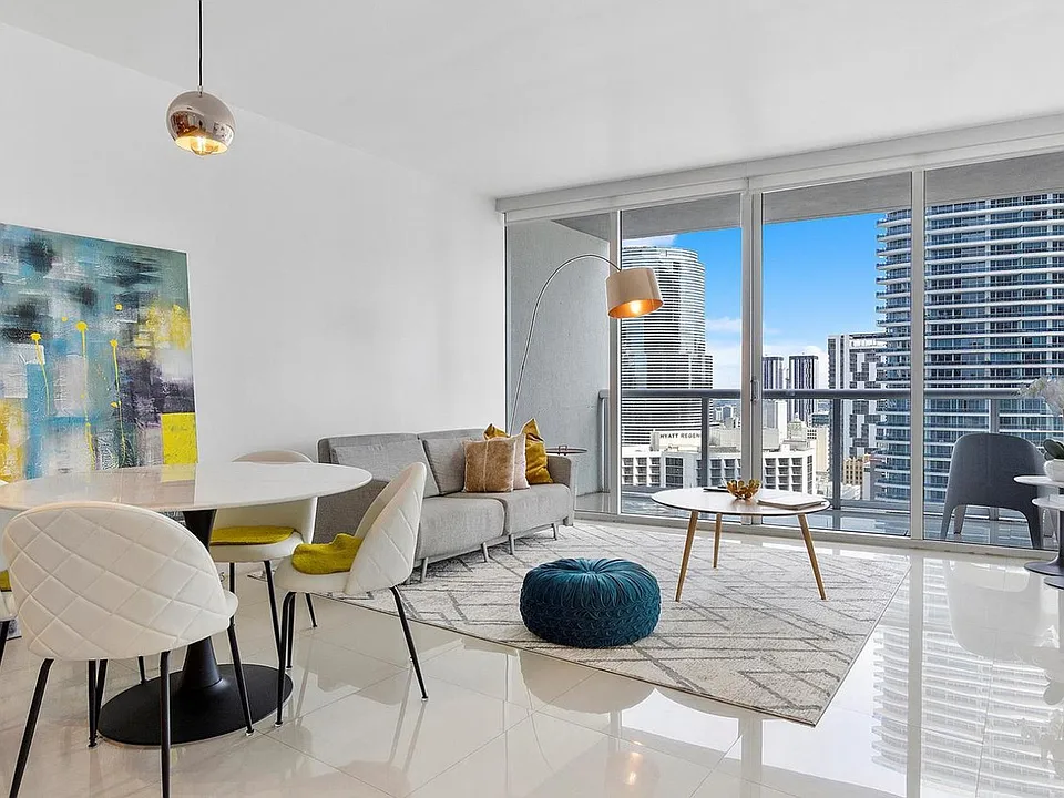 475 Brickell Ave #30-ID1049802P