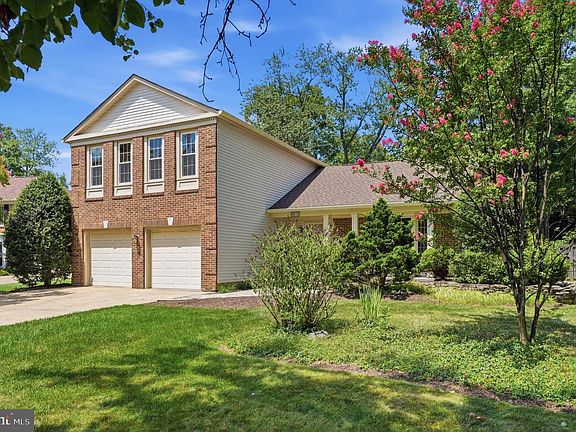 2nd image of 8518 Rehoboth Ct