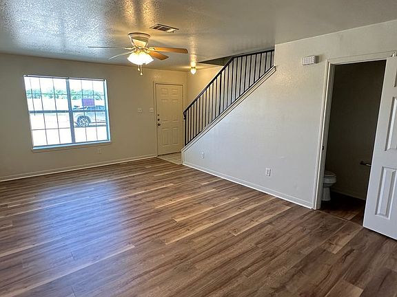 4th image of 709 S Amy Ln APT B